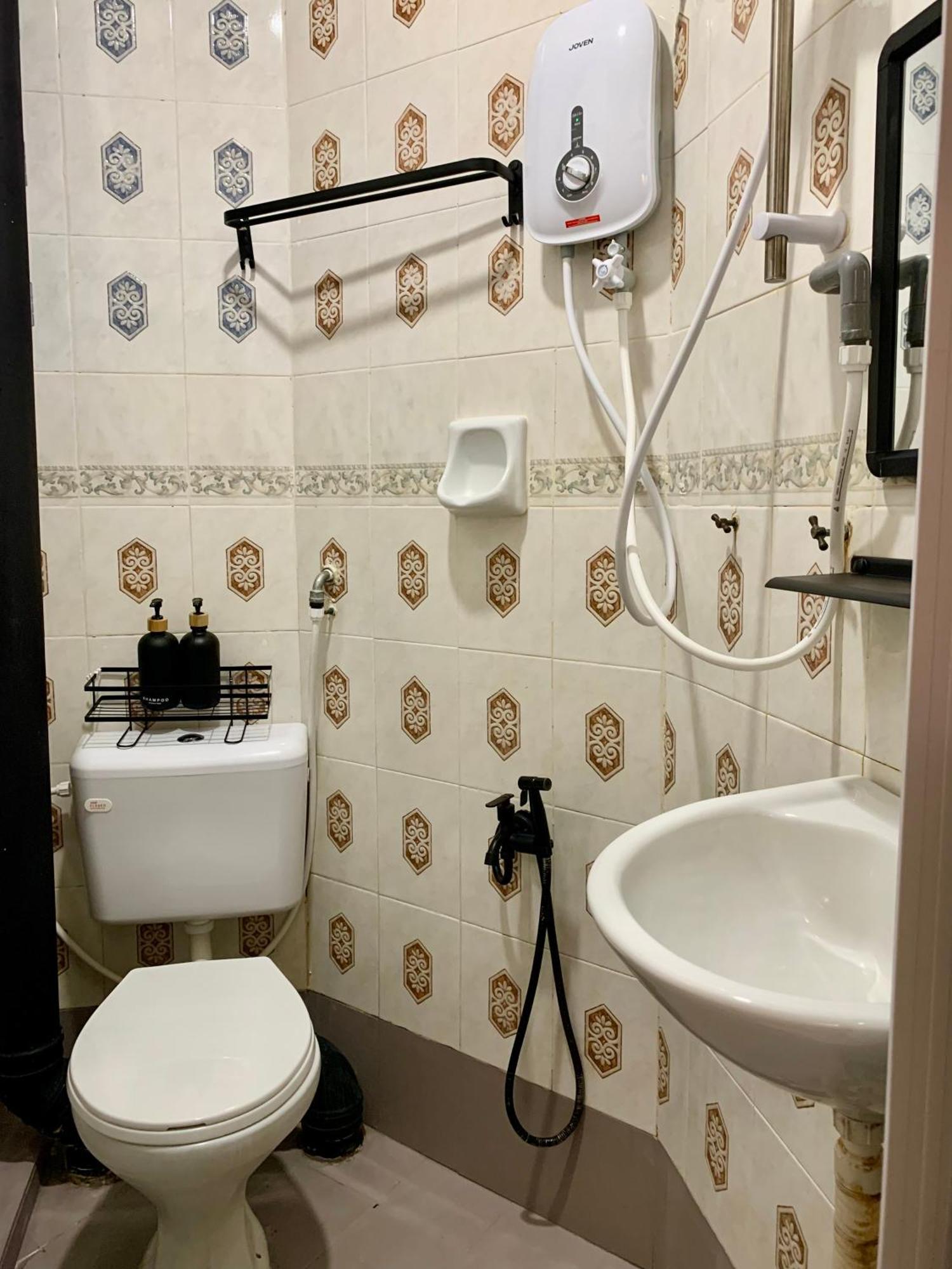 Andiana Hotel & Lodge - Kota Bharu City Centre Экстерьер фото
